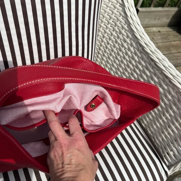 Dooney & Bourke Vintage Pebble Grain Logo Lock Hobo Bag - Picture 17 of 17